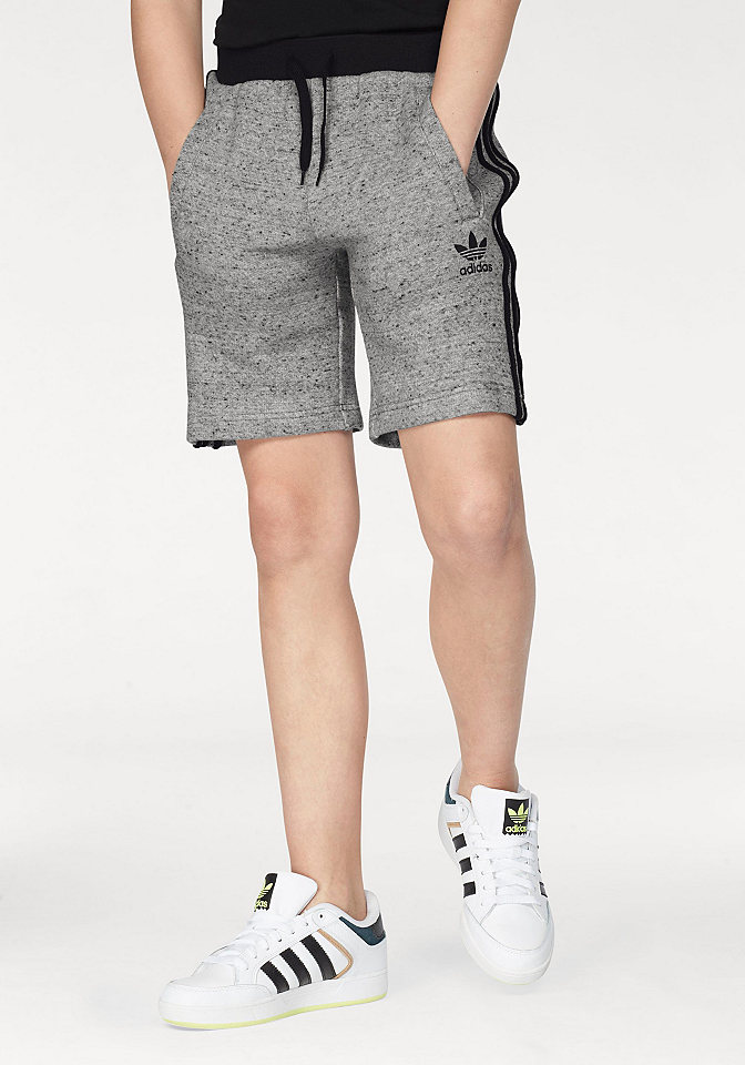 adidas Originals Krátké kalhoty »J TRF FT SHORTS«