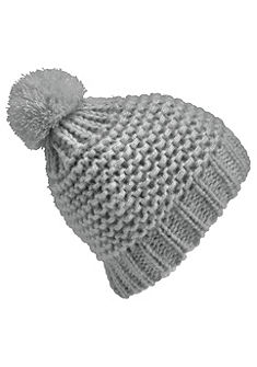Heine sapka pompommal